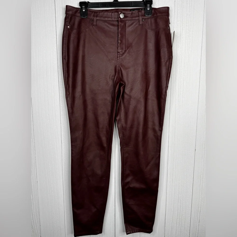 Blank NYC Faux Leather Skinny Pants Oxblood - Picture 2 of 9